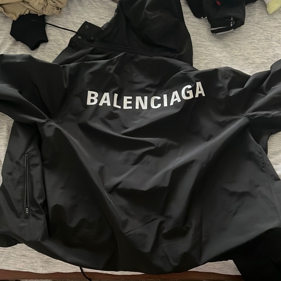 Size 44 balenciaga rain jacket - Picture 1 of 5